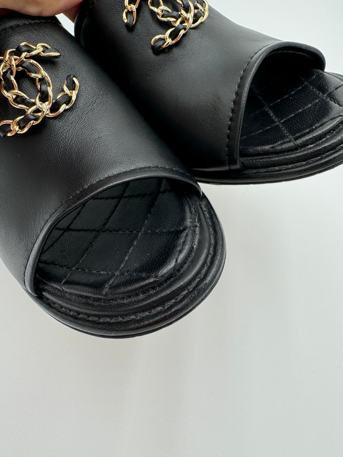 CHANEL Quilted Black Leather Interlocking CC Mules size 36