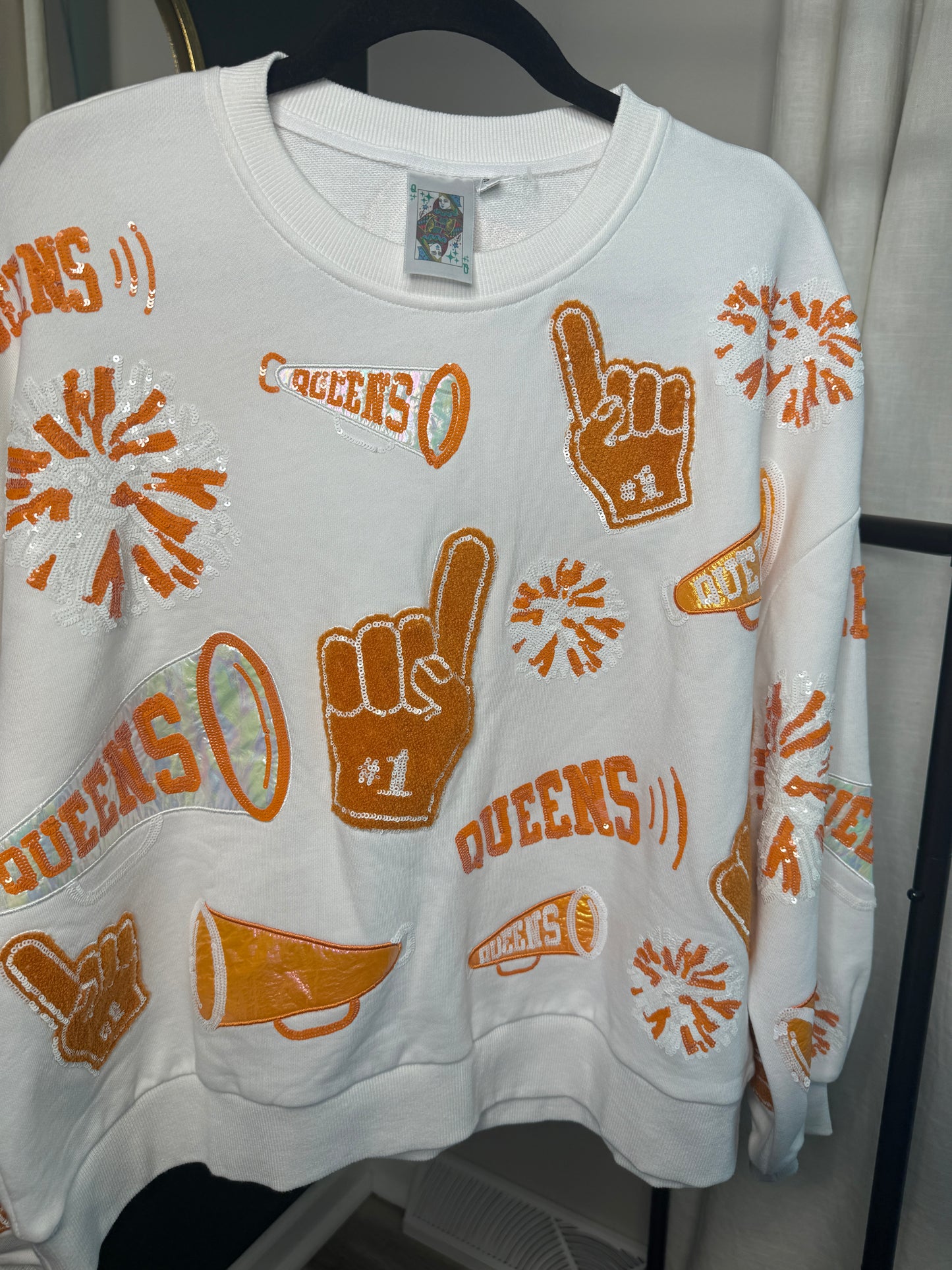 QUEEN OF SPARKLES Cheers Icon Sweatshirt size S