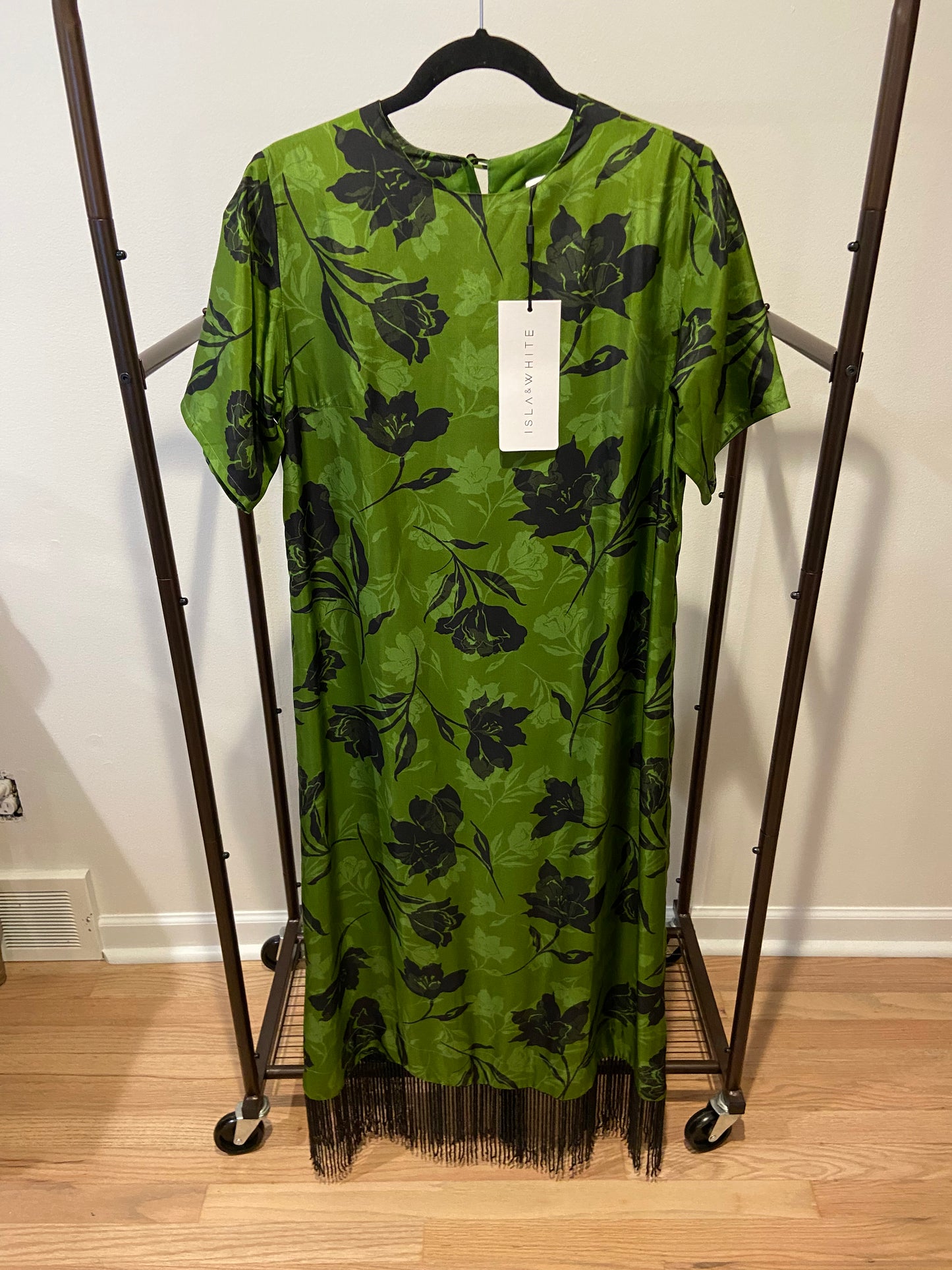 Isla & White Calie Dress size M