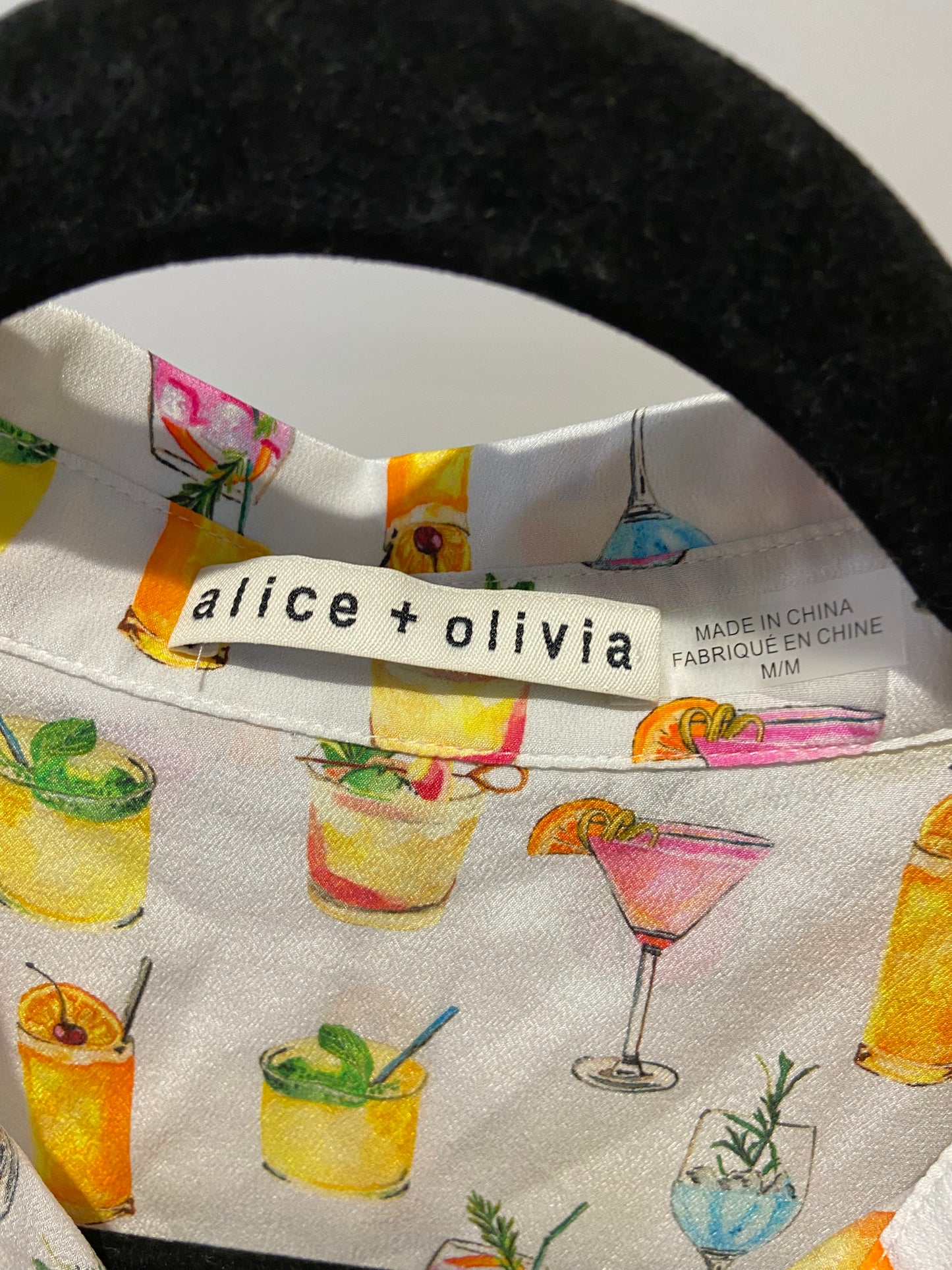 Alice and Olivia Willa Cocktail Print Silk Blouse size M