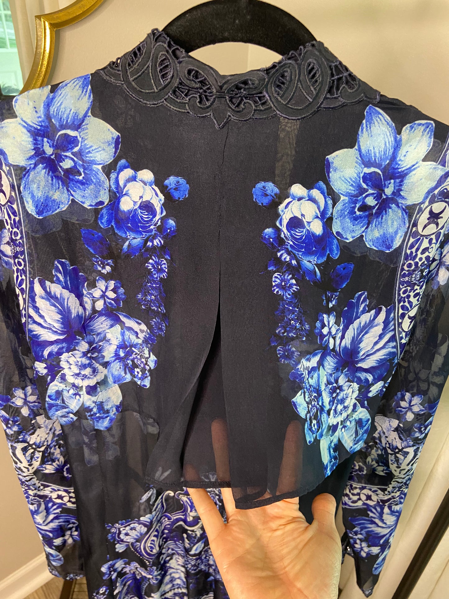 Camilla Floral Cutwork Lace Collar Long Sleeve Silk Shirtdress size L