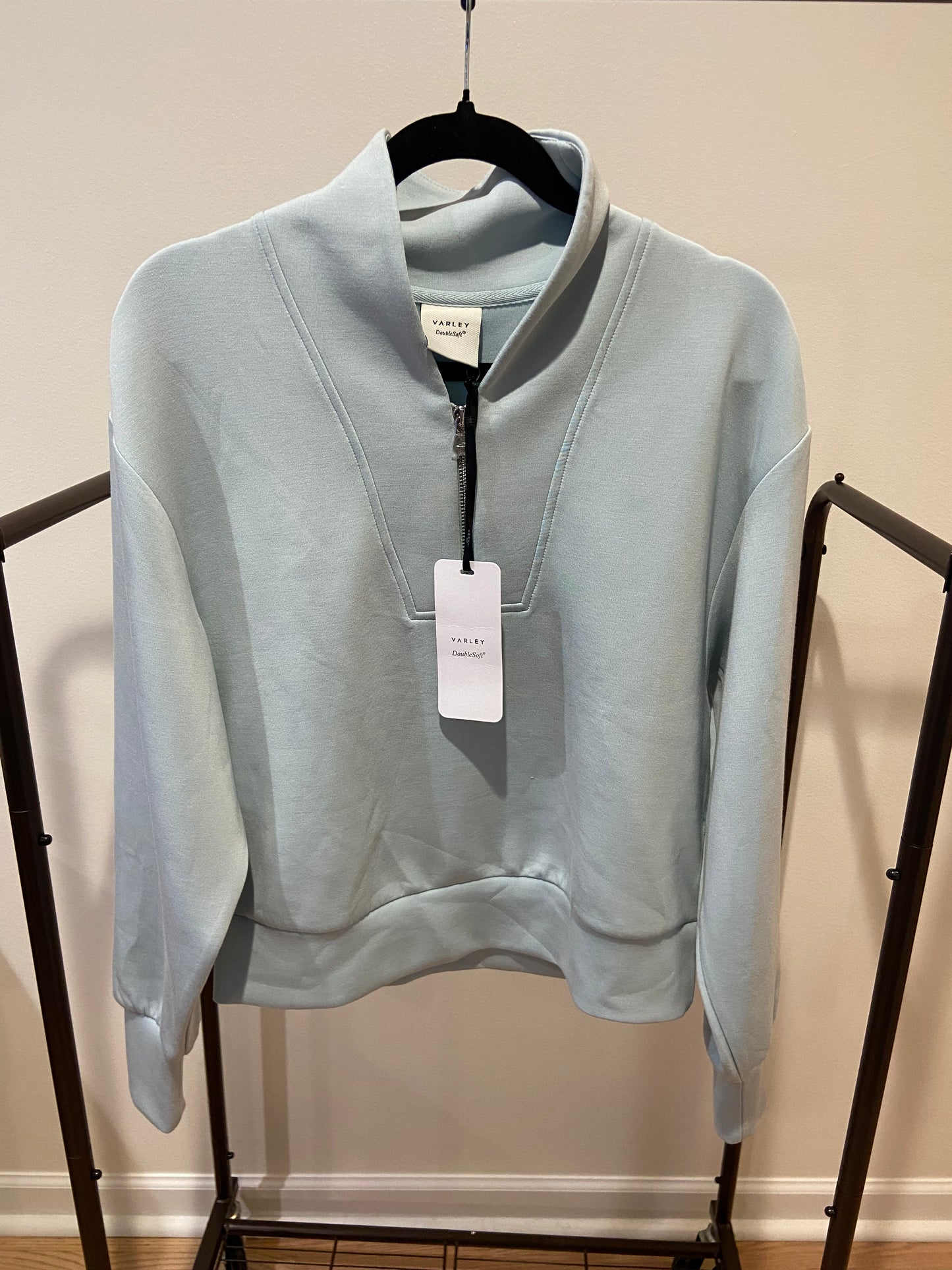 Varley Davidson Ether Blue Sweatshirt size S