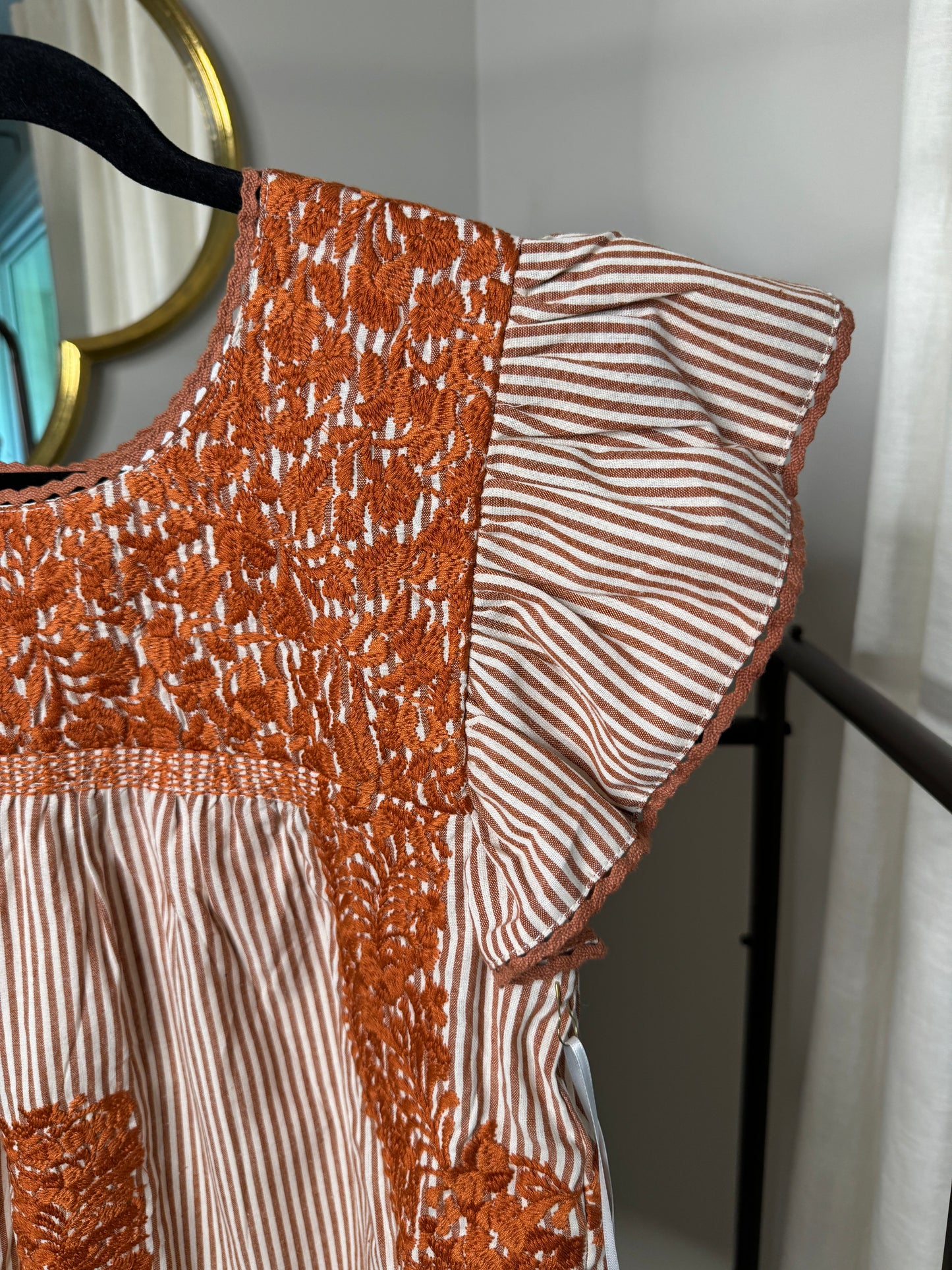 J. Marie Flutter Sleeve Embroidered Top size XS