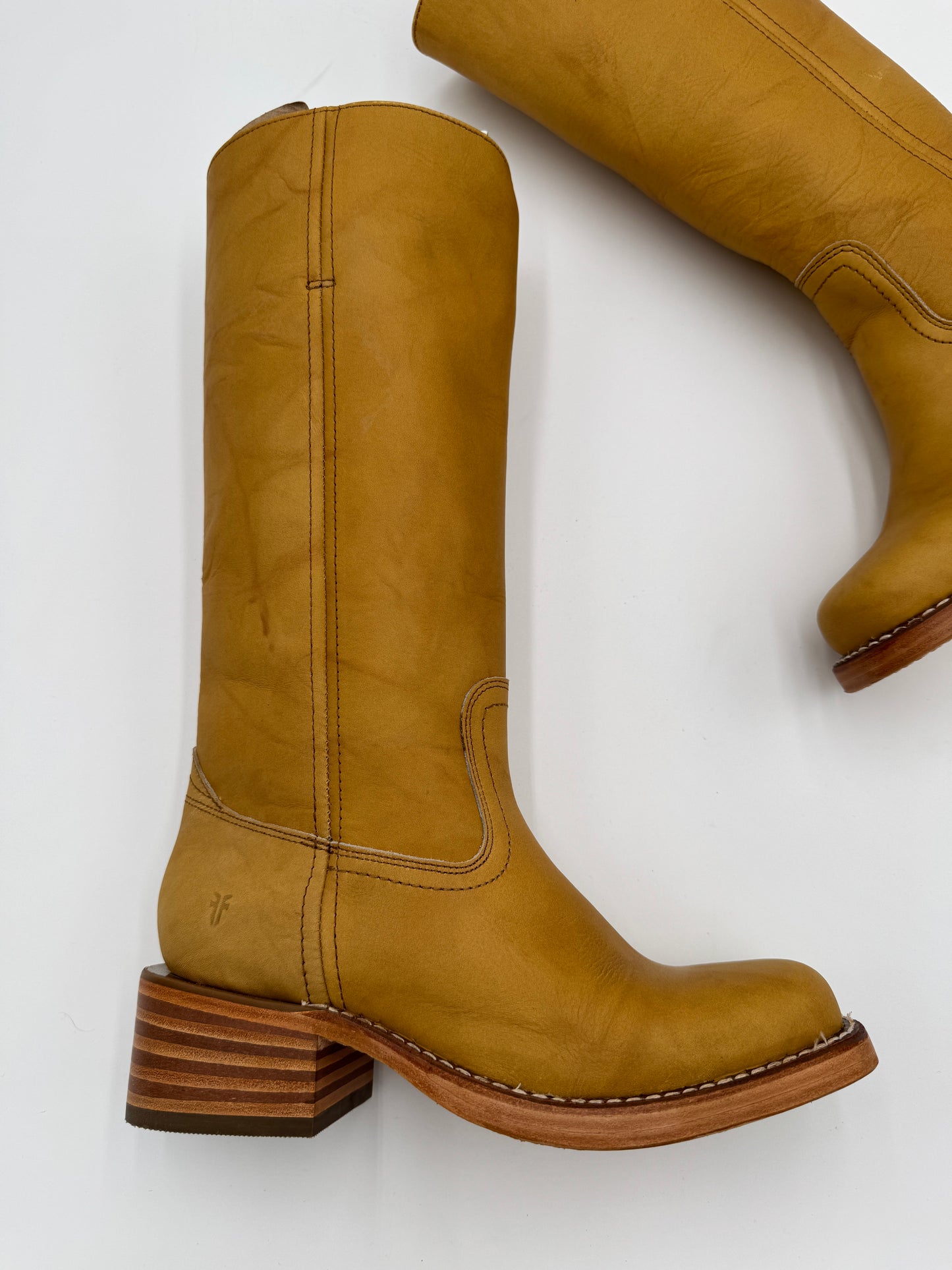 Frye Campus 14L Banana Boots size 7