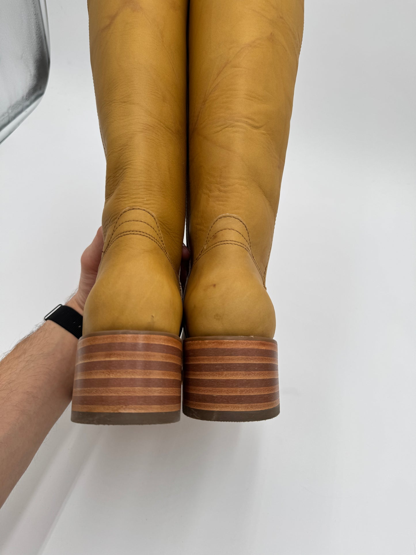 Frye Campus 14L Banana Boots size 7