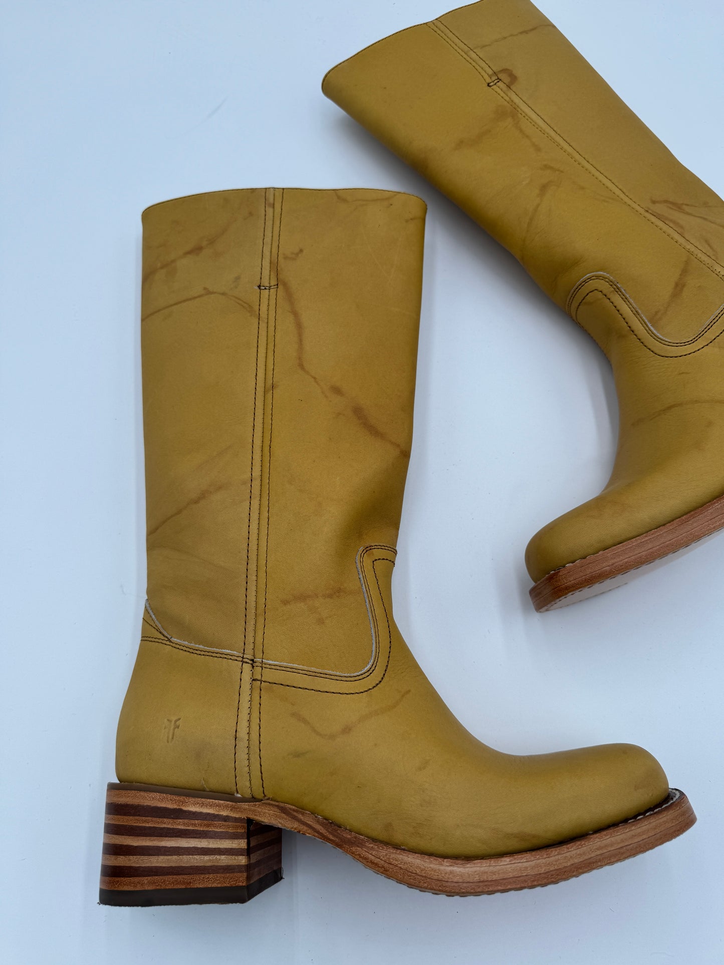 Frye Campus 14L Banana Boots size 9.5
