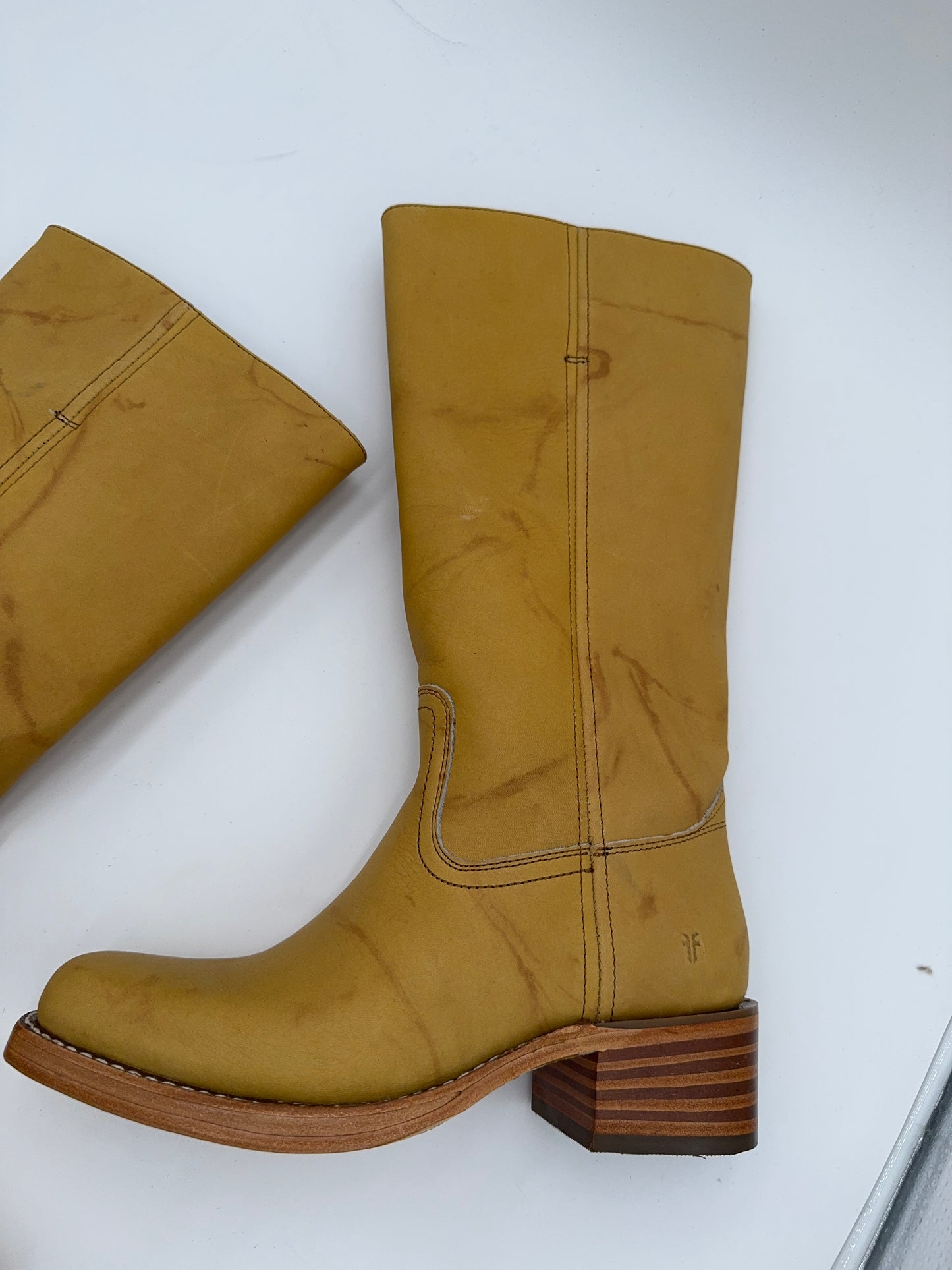Frye Campus 14L Banana Boots size 9.5