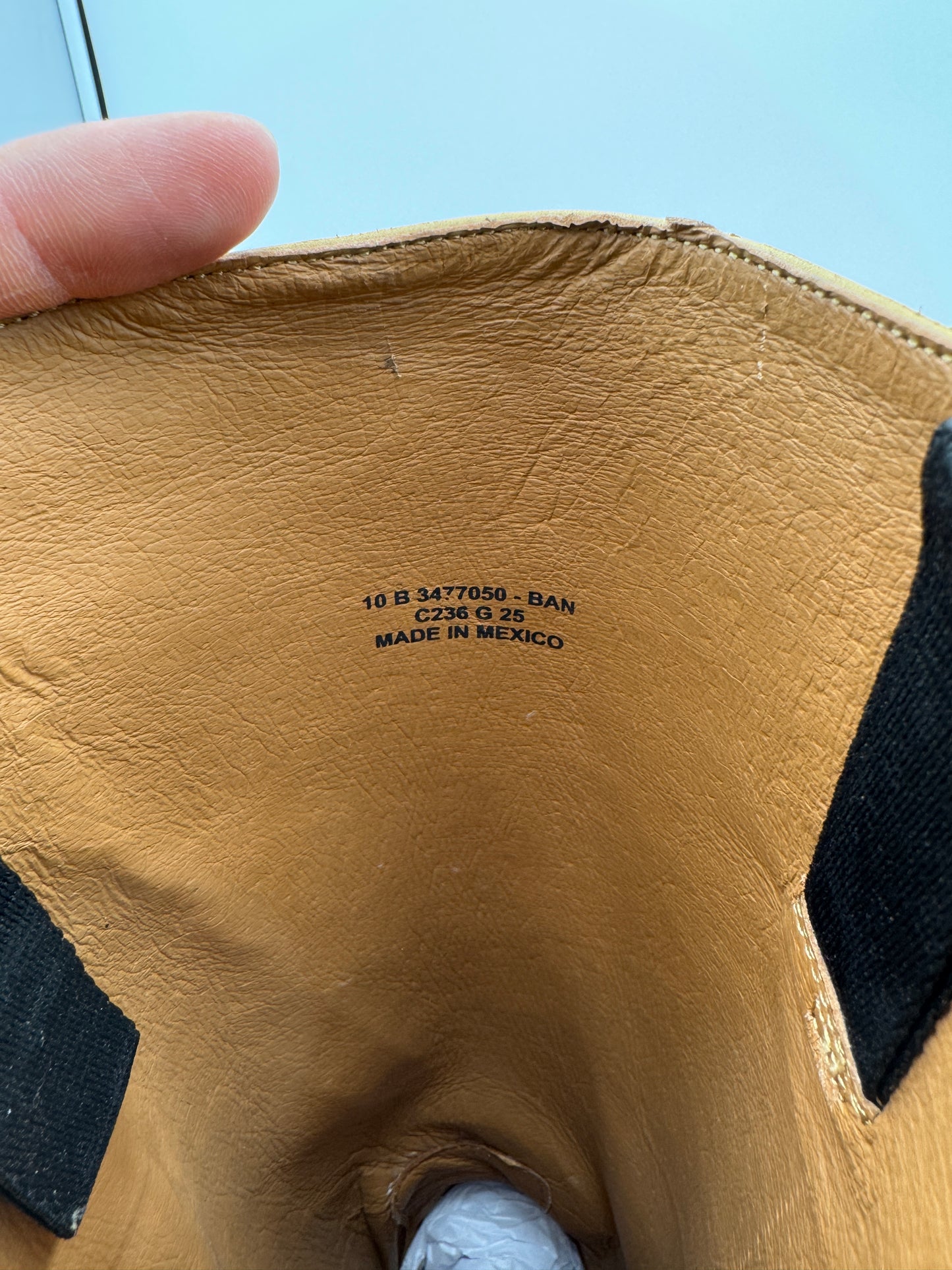 Frye Campus 14L Banana Boots size 10
