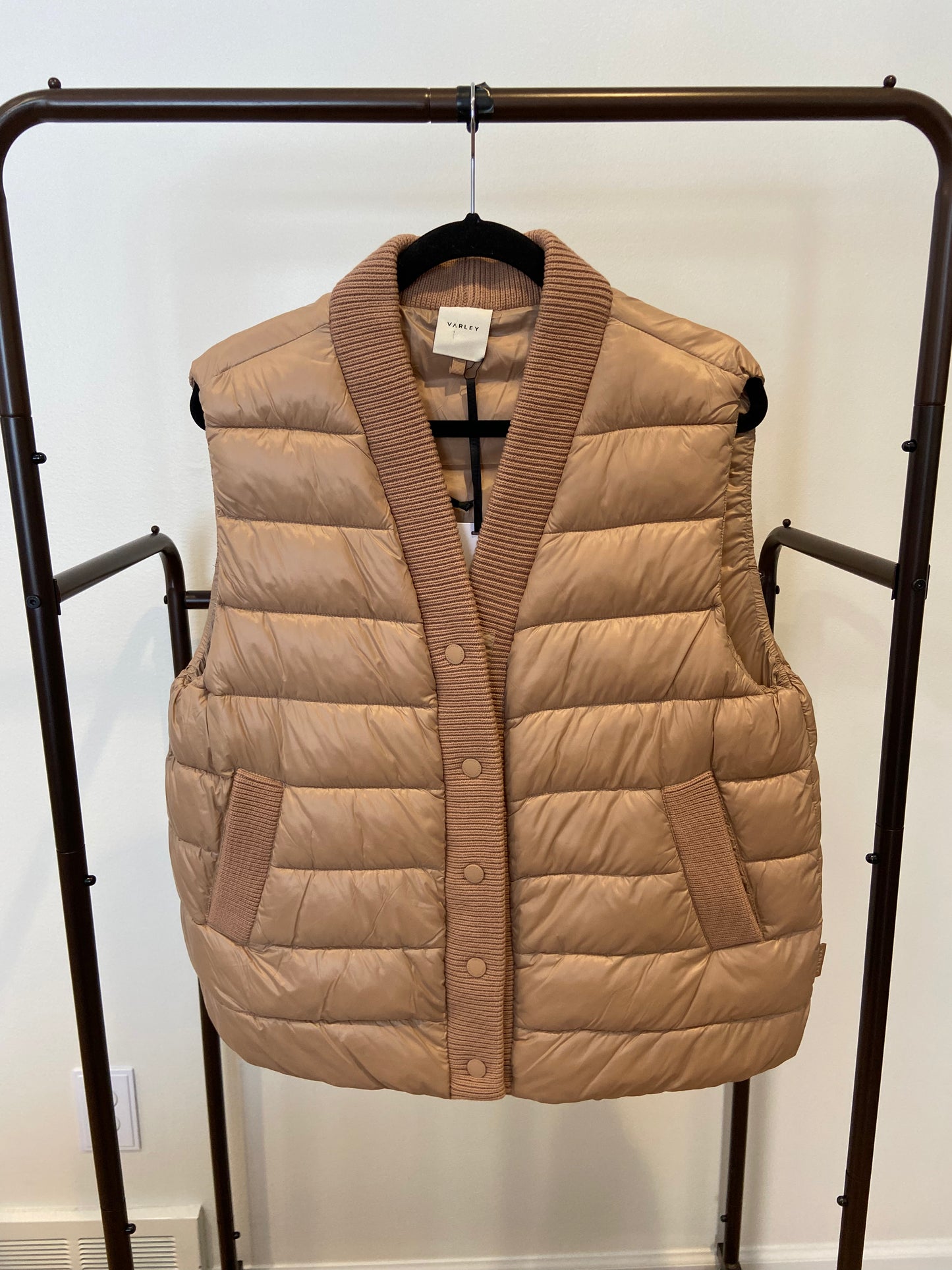 Varley Colwyn Combo Ribbed-Knit Trim Quilted Vest size