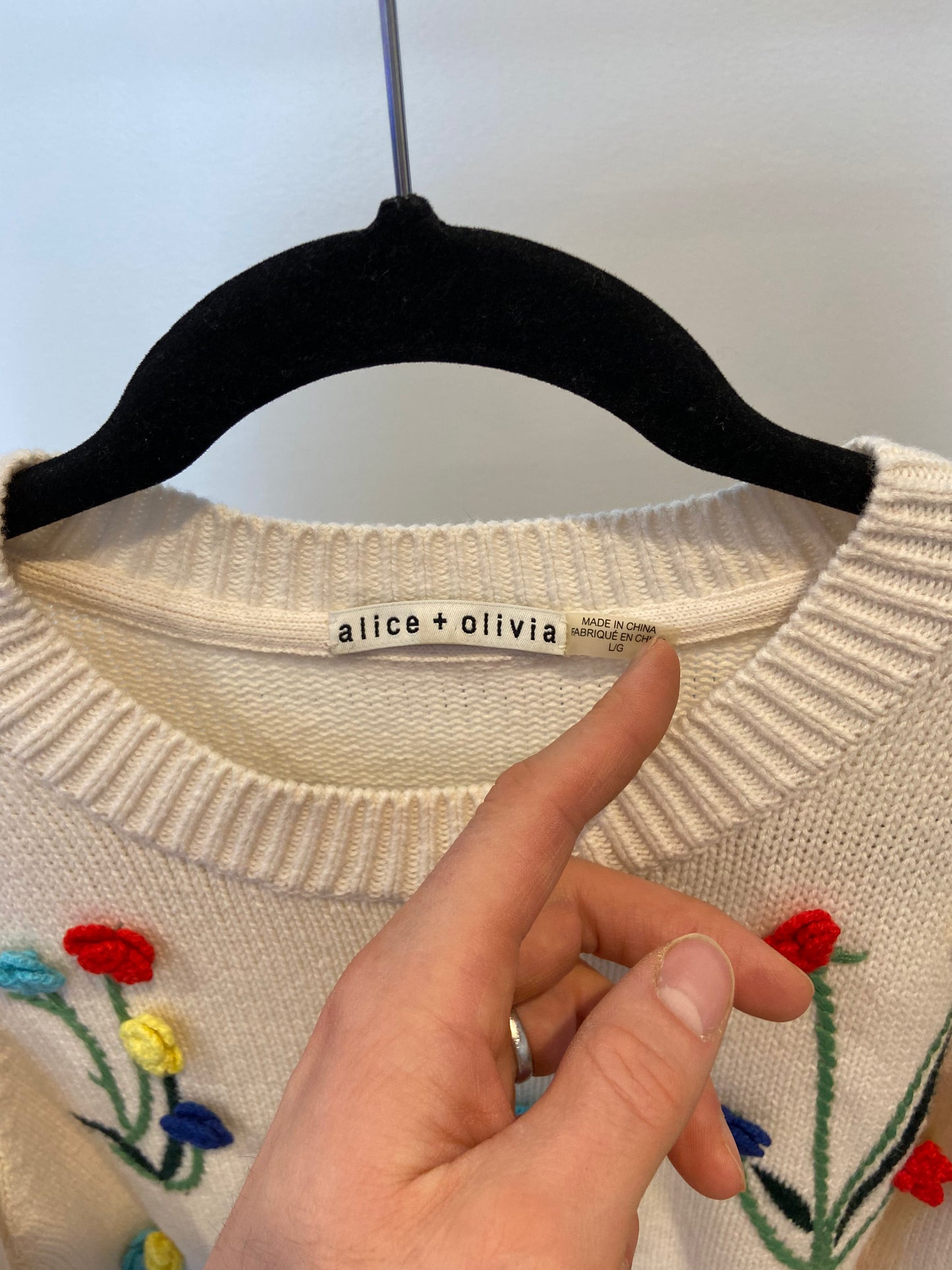 Alice and Olivia Wendell Crochet Crewneck Sweater size L