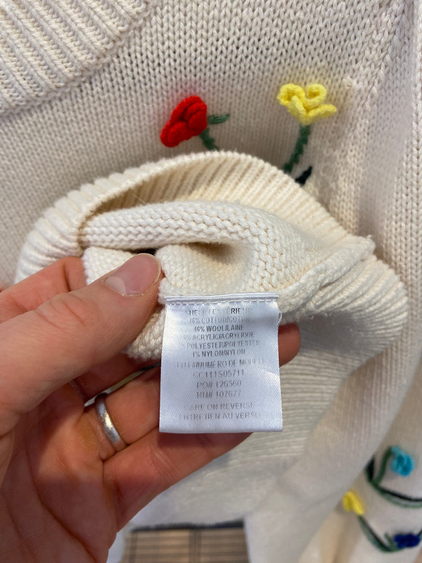 Alice and Olivia Wendell Crochet Crewneck Sweater size L