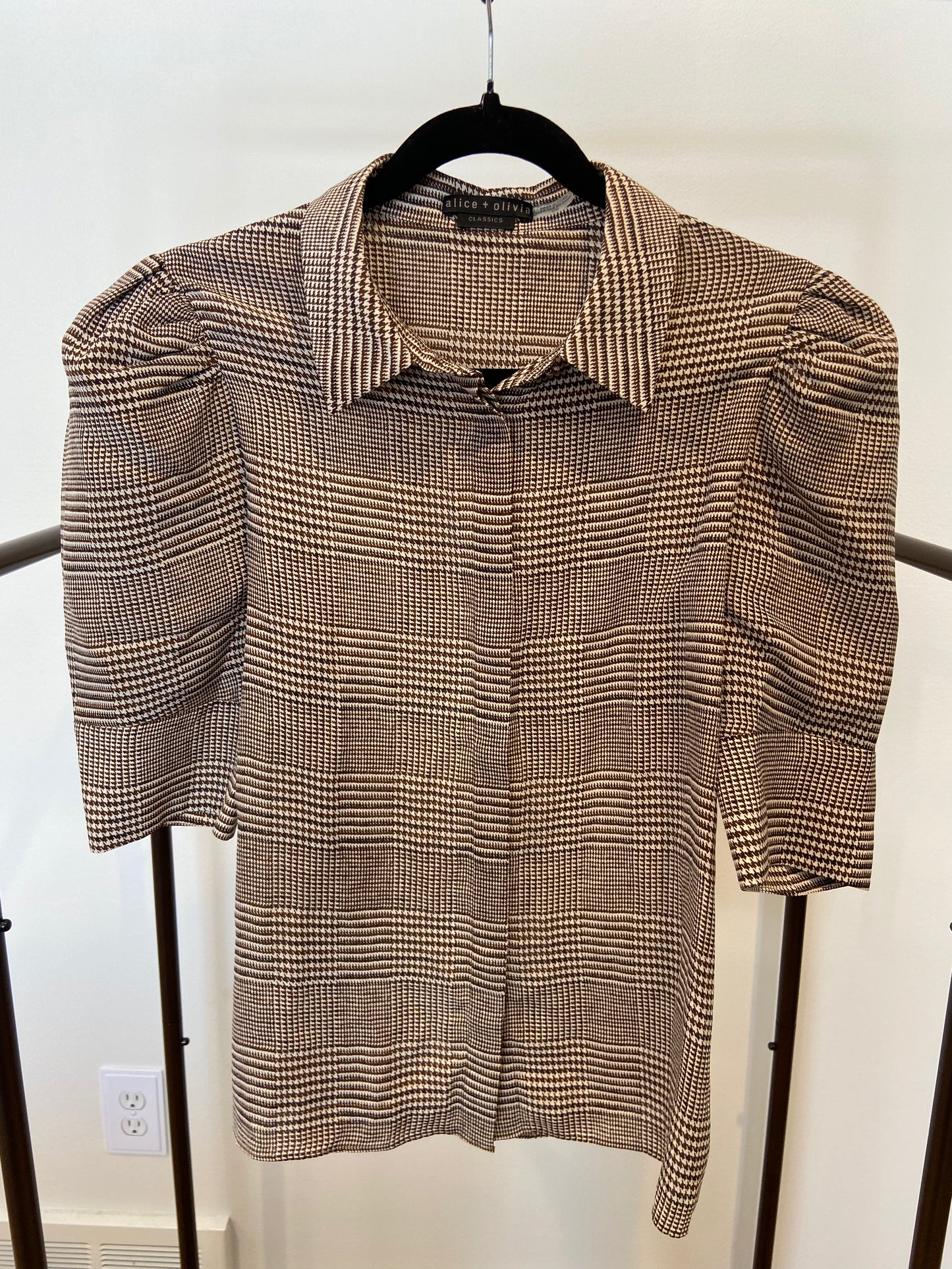 Alice and Olivia Willa Silk Top in Plaid size L