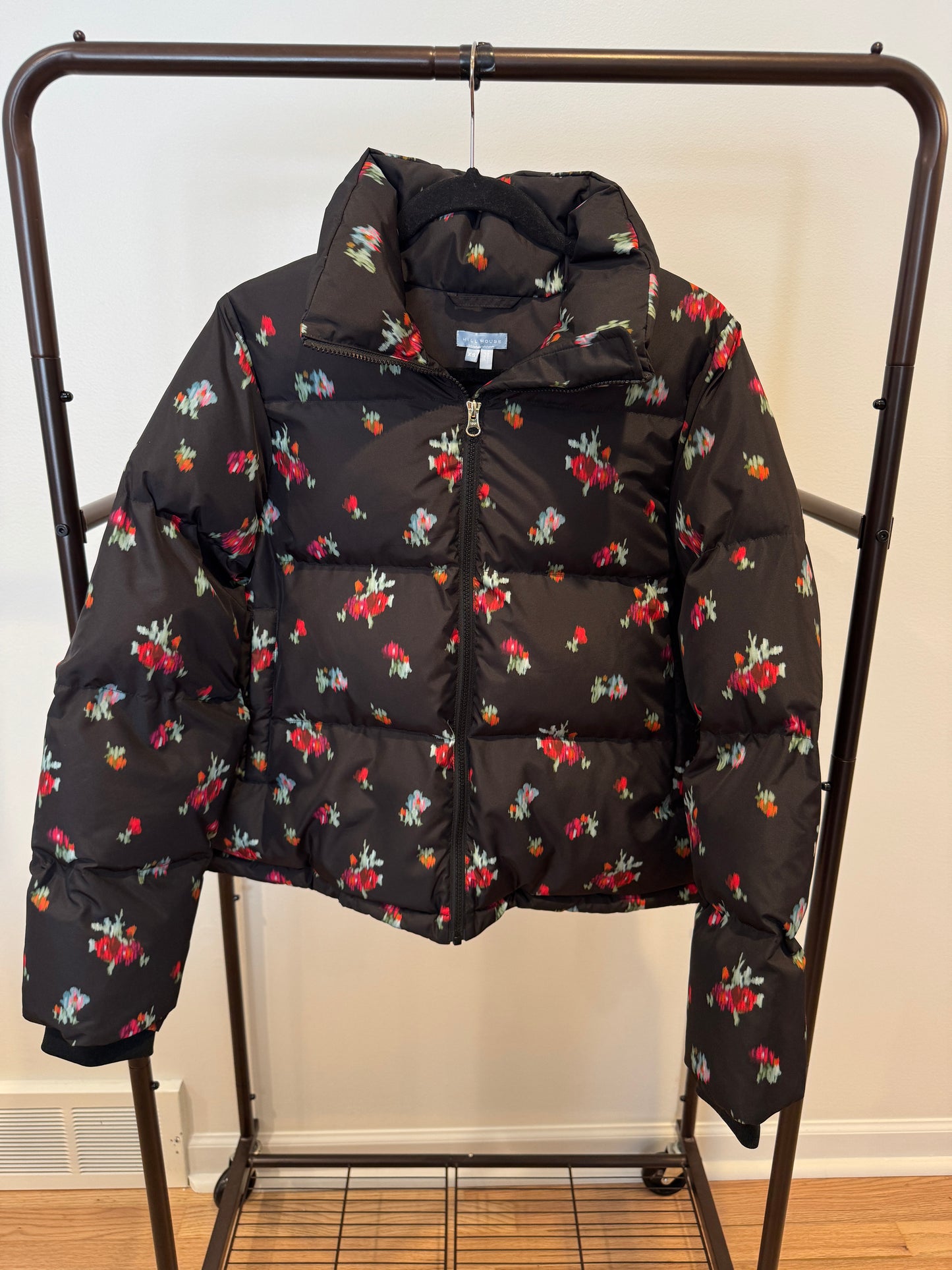 Hill House Elara Puffer Jacket in Black Ikat size XS