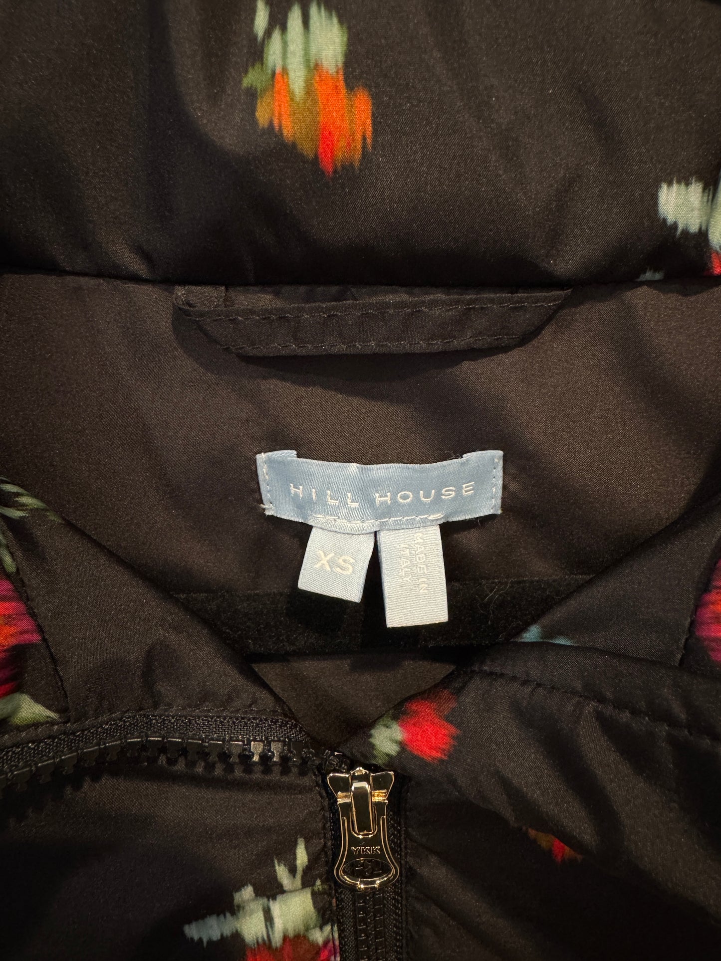 Hill House Elara Puffer Jacket in Black Ikat size XS