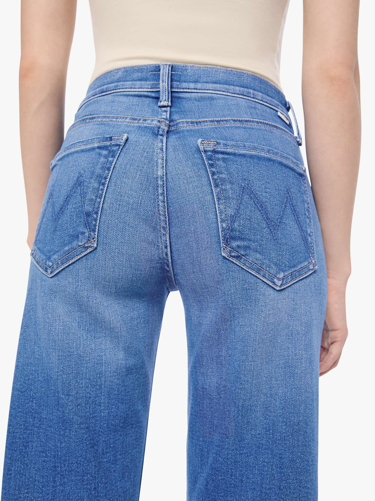 Mother Lil Mid Rise Rambler Zip Ankle Jeans in Piece by Piece Wash size 27
