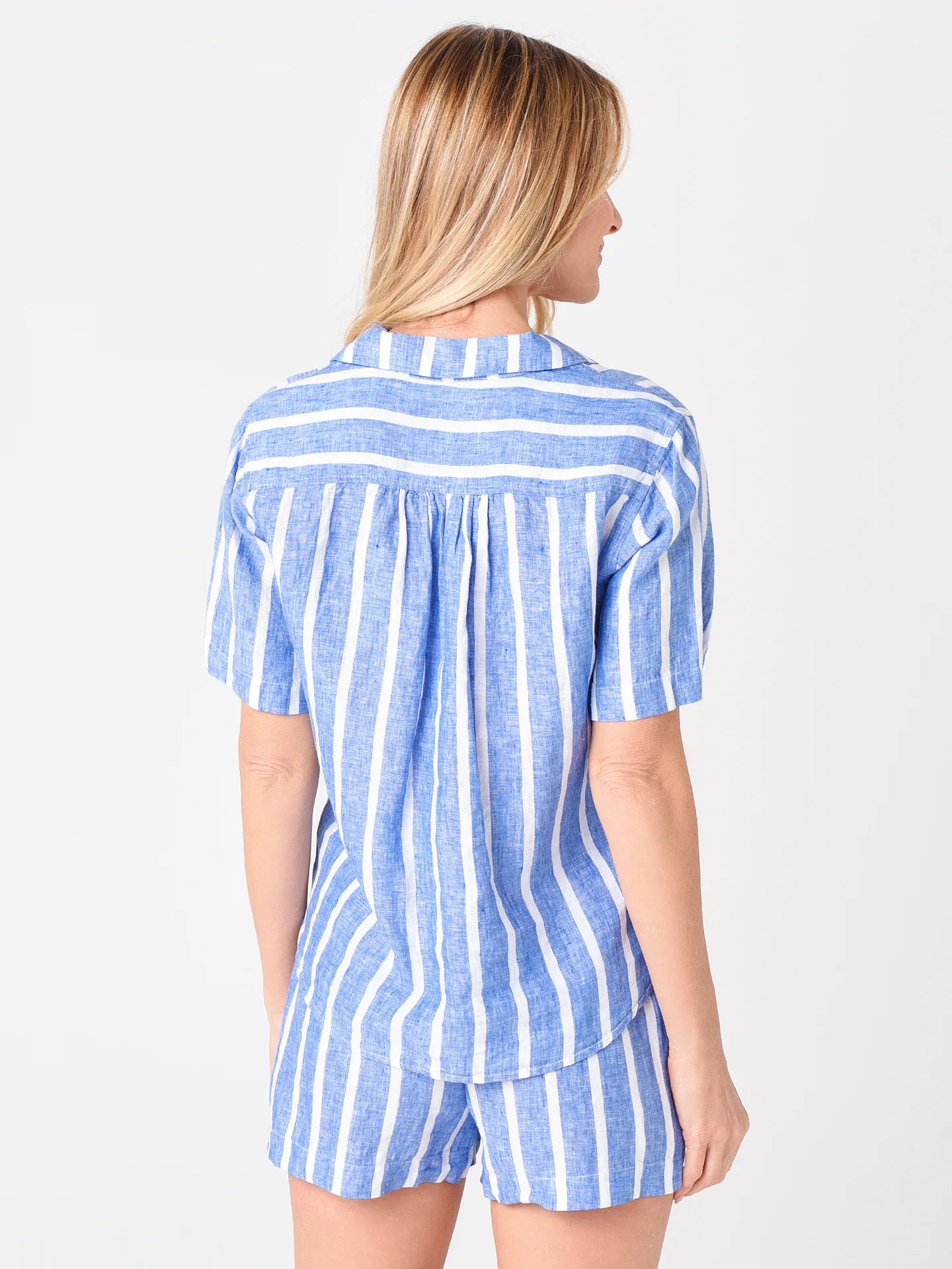 Trovata Set - Margot Short Sleeve Camp Shirt with Lone Shorts size M