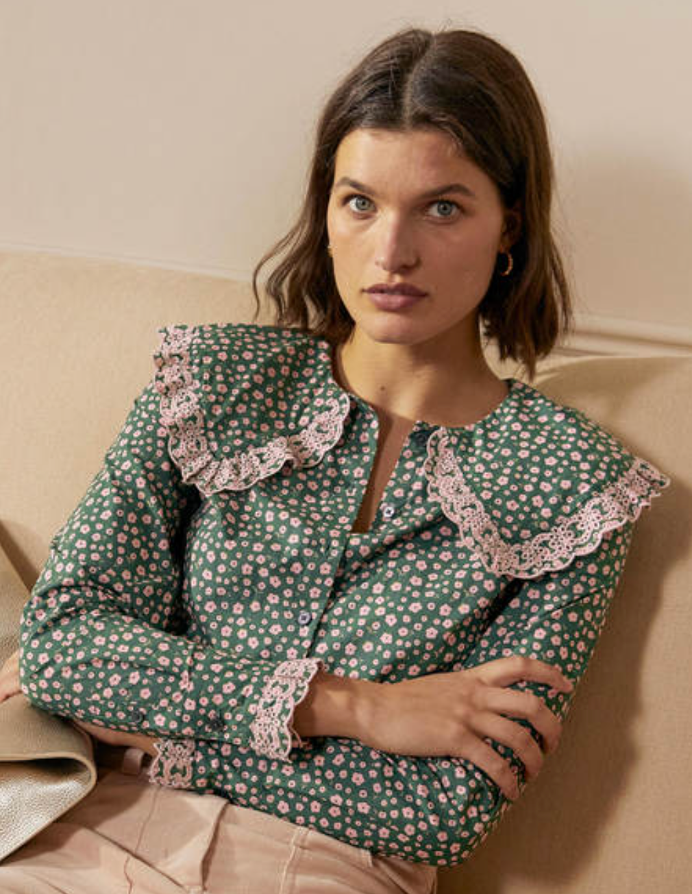 Boden Statement Collar Daisy Shirt size 4