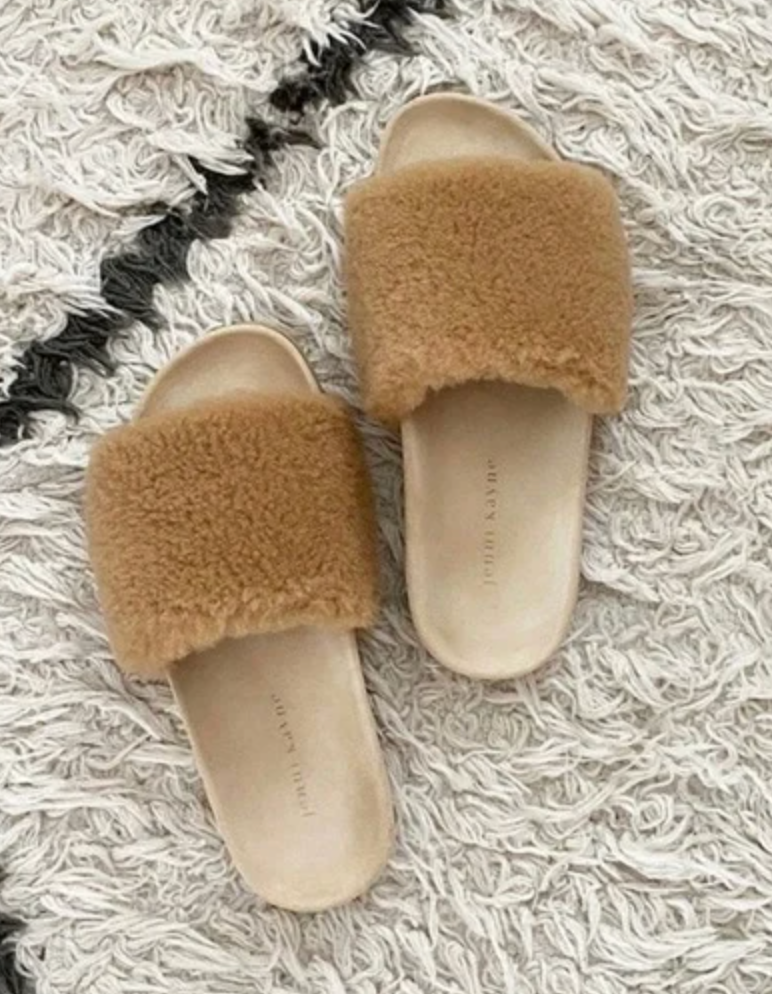 Jenni Kayne Shearling Slides size 39