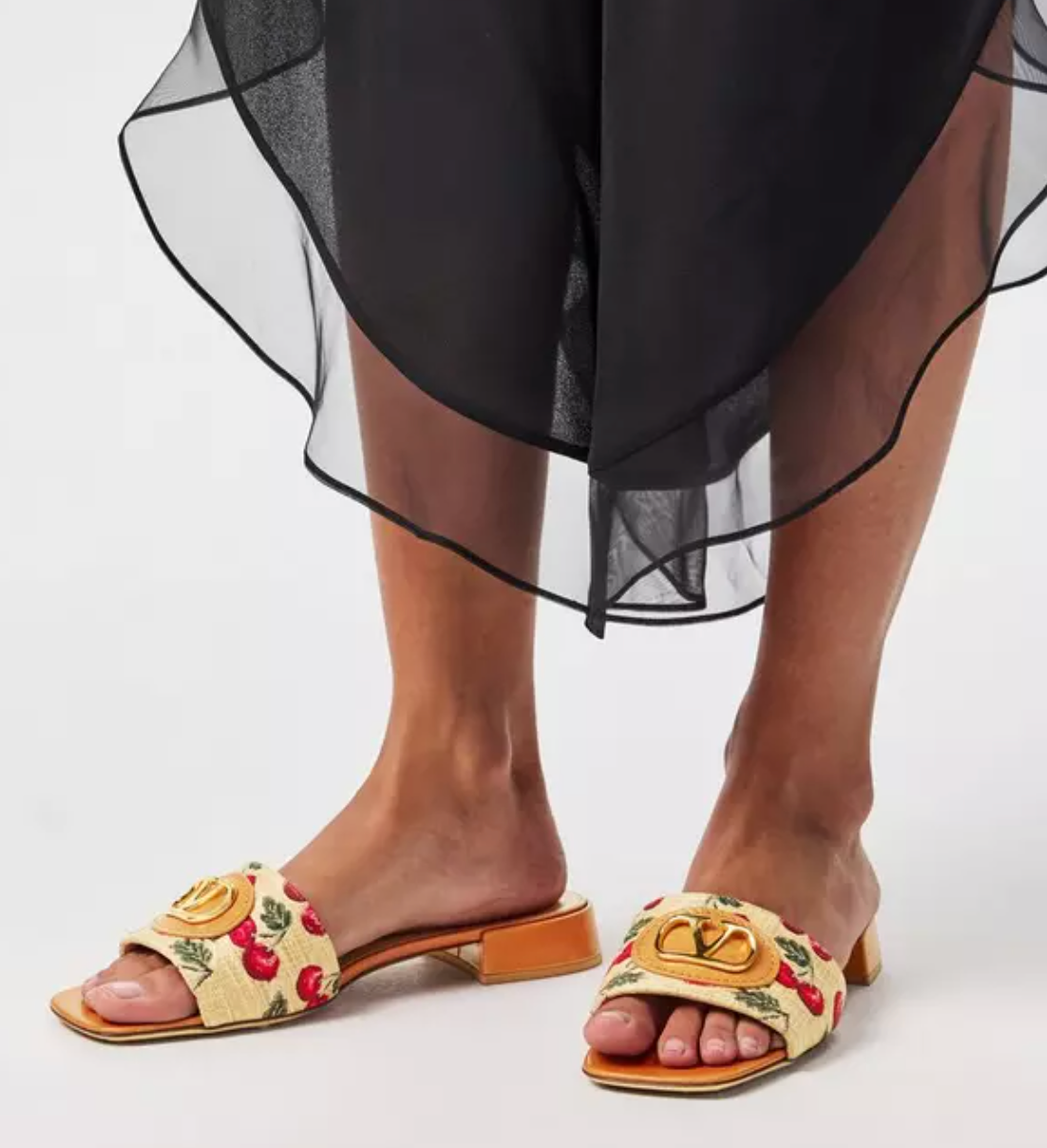 Valentino Raffia Jacquard Cherry Slides size 38