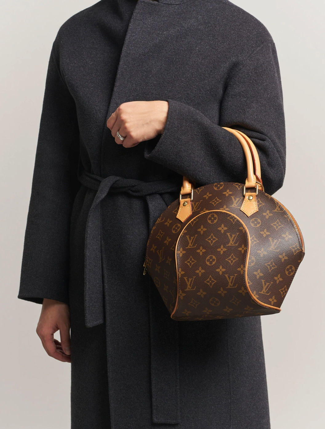 Louis Vuitton Momnogram Ellipse PM Bag Purse