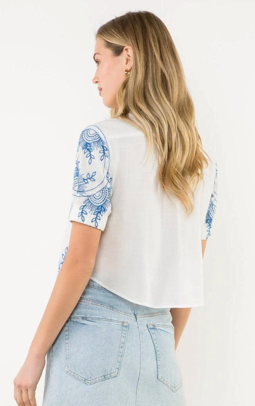THML Luna Peasant White Blouse with Blue Floral Embroidery size L