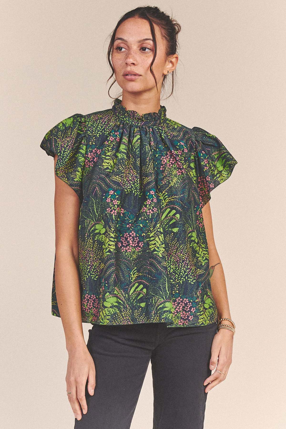 Trovata Carla High neck Shirt Forest Fern size M