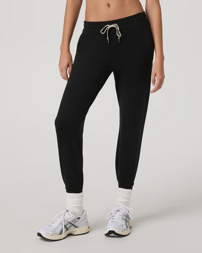 Vuori Performance Joggers in black size S