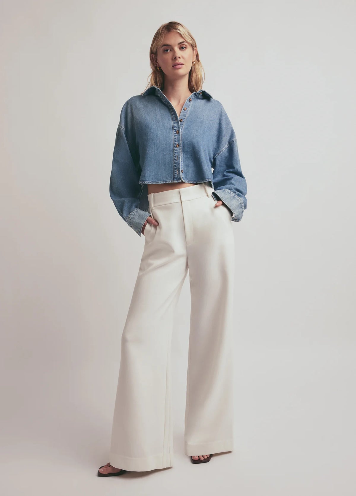 Favorite Daughter The Crop Ex-Boyfriend Shirt in Goa size XS
