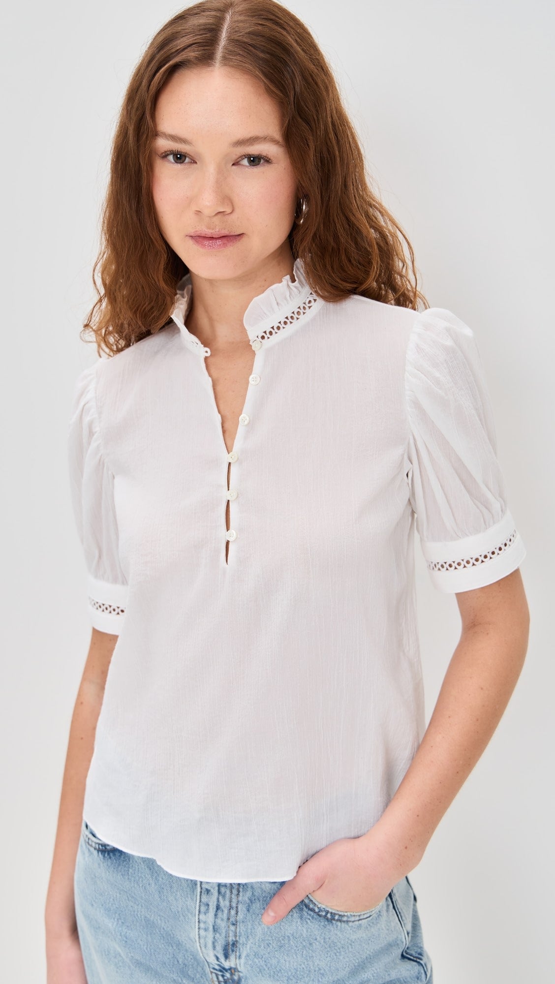 Frame The Ruffle Collar Top in White size M