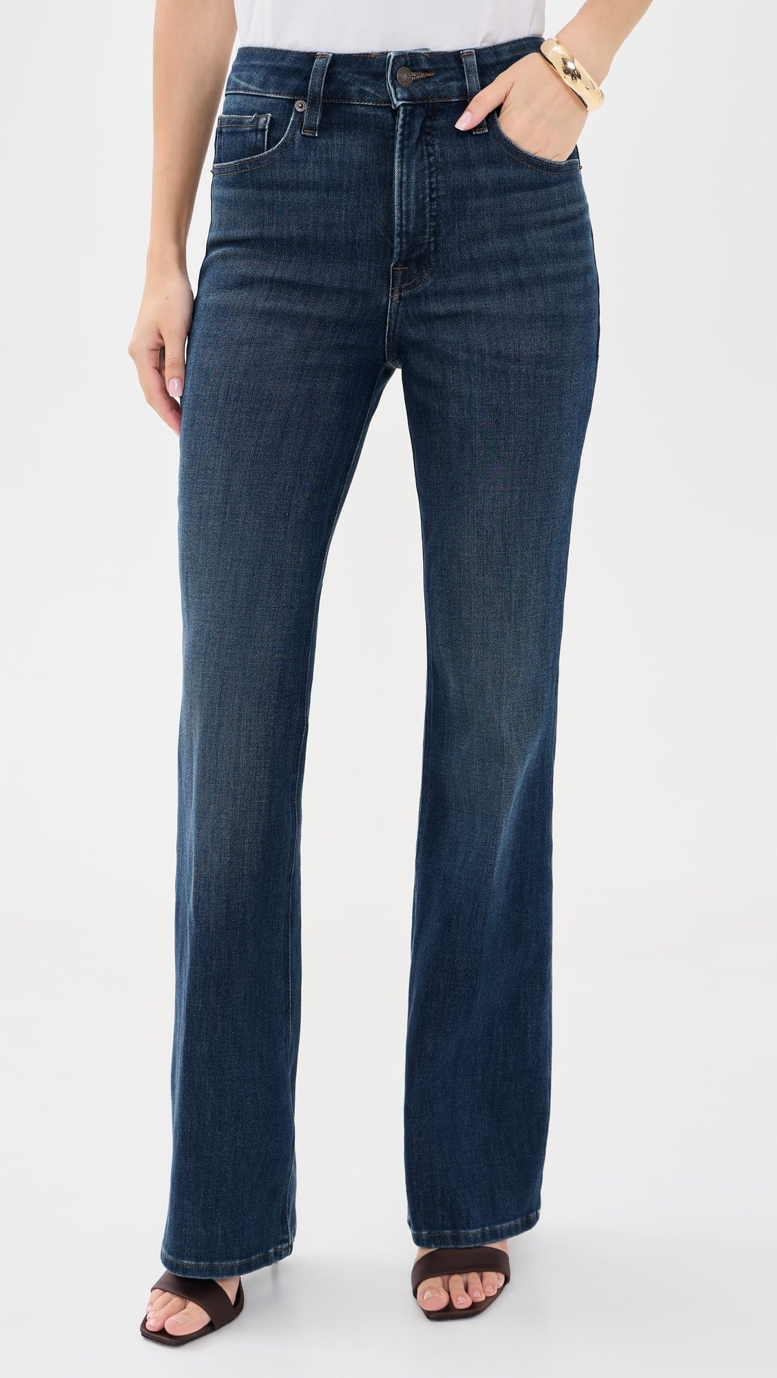 Good American Good Classic Bootcut Jeans in Indigo Wash size 8/29