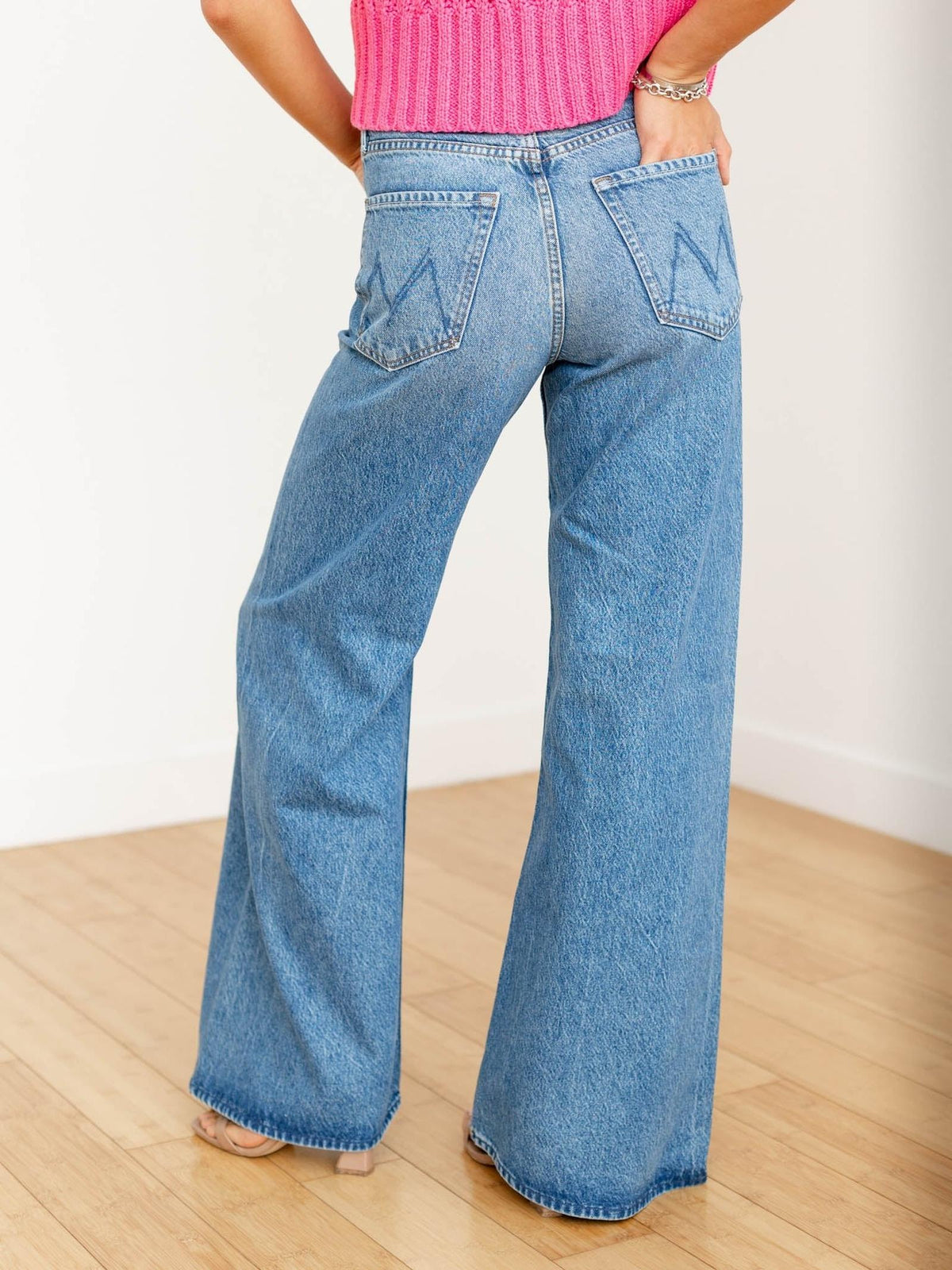 Mother The Lemon Twist Sneak Jeans in Rolling in The Dough Wash size 28