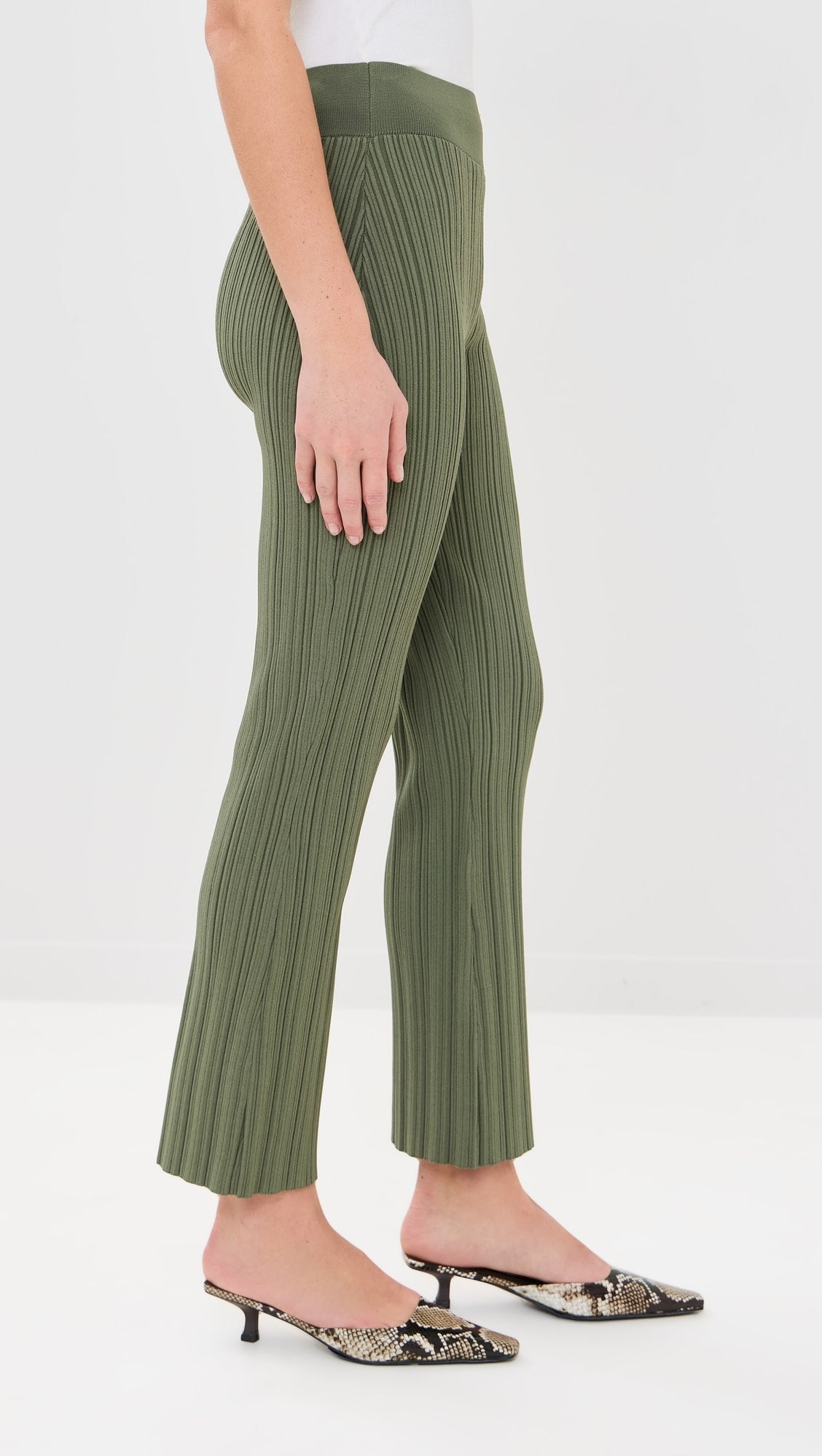 Veronica Beard Massaro Pants in Stone Army Green size S